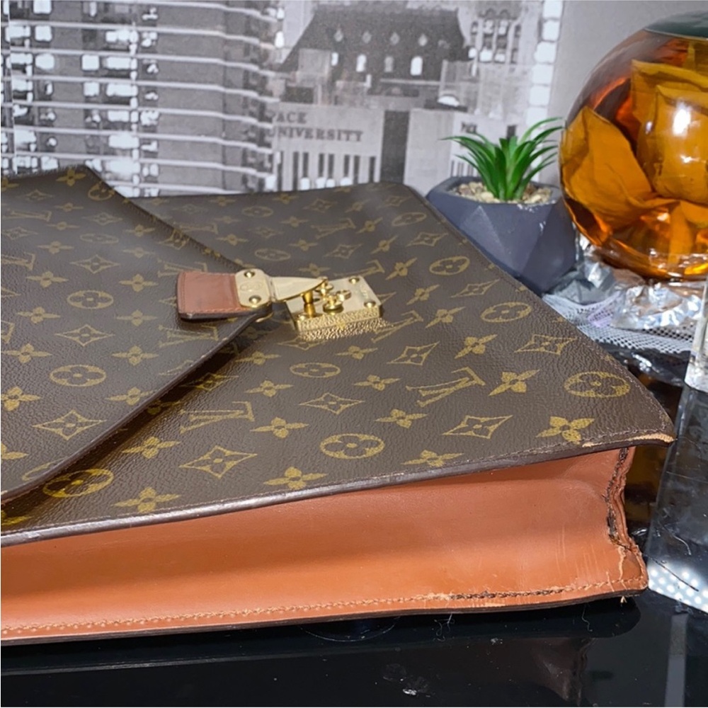 Louis Vuitton unisex briefcase, canvas monogram
💯 % authentic - Picture 13 of 17